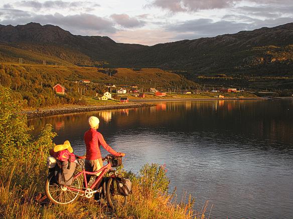 nor%20fjord%20abends.jpg